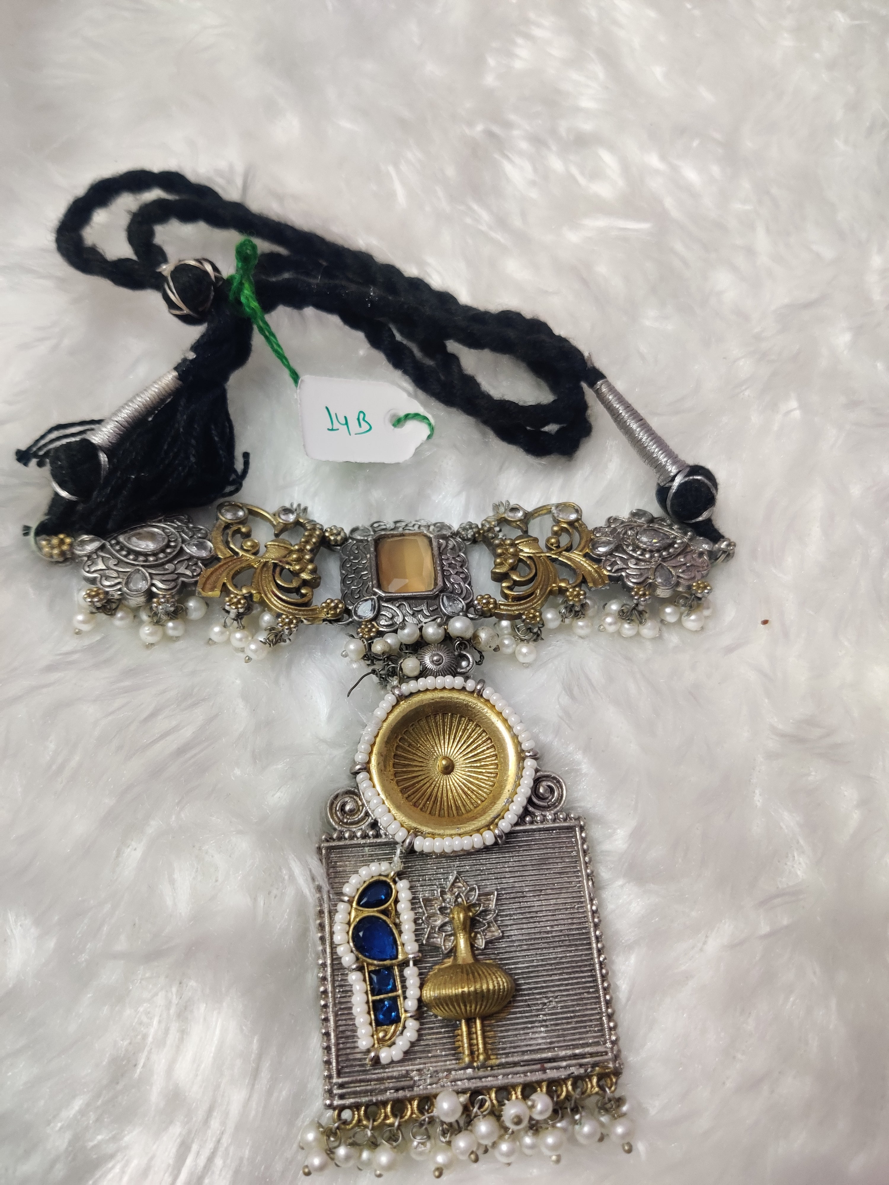 N14B - Dual tone choker necklace set