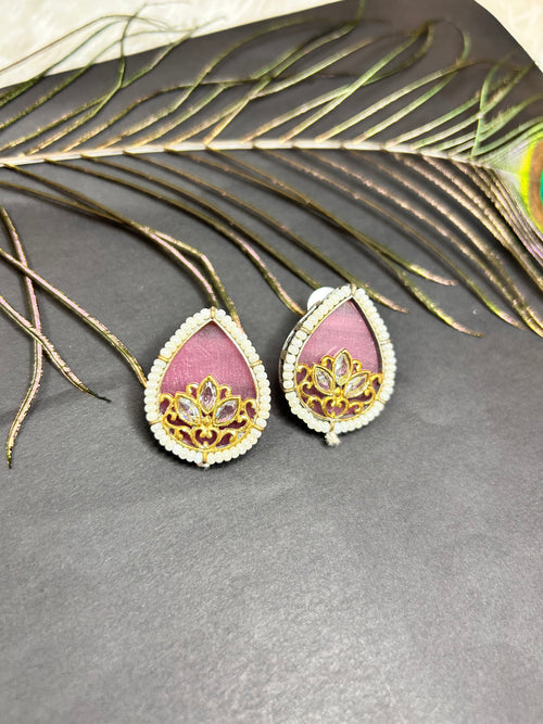 Boond Monalisa stud earrings