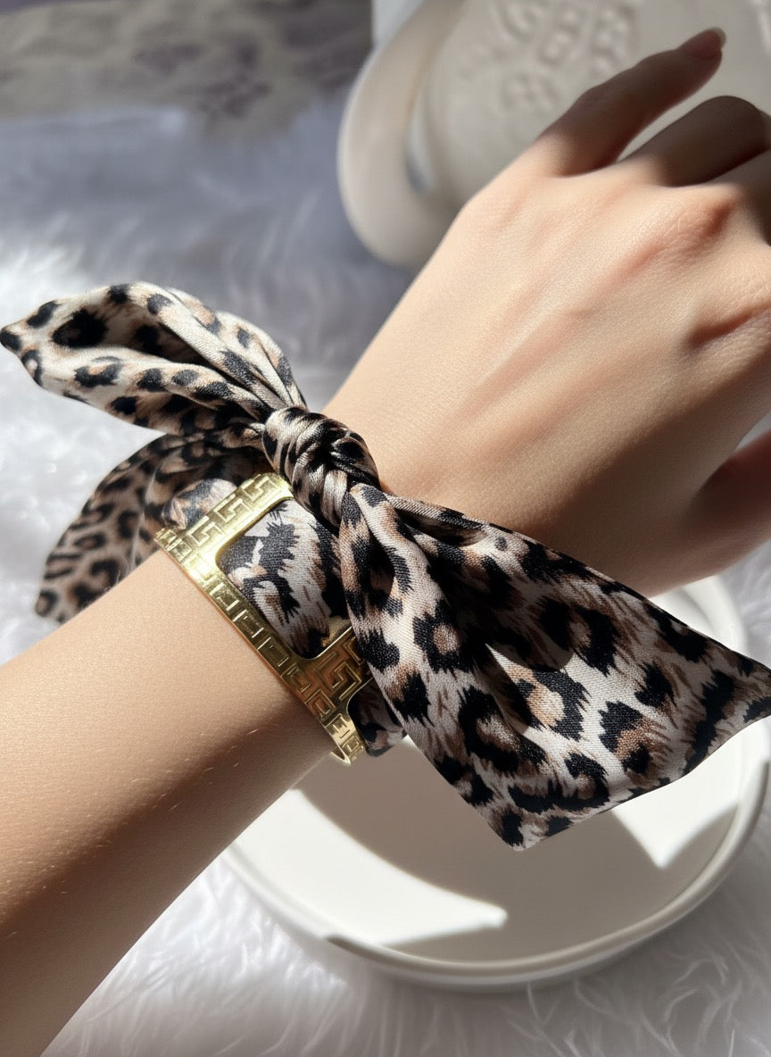 Satin Scarf Brass bracelet