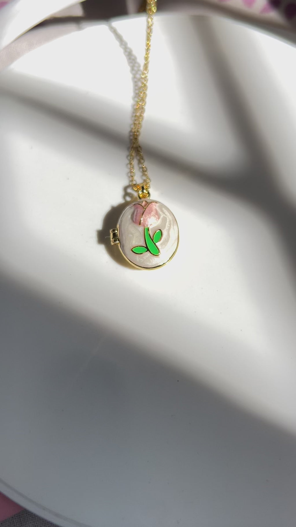 AN2 - Tasveer Photo Frame Ant tarnish pendant necklace set